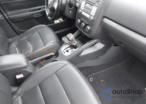 2010 Volkswagen Jetta Limited Edition из США, поврежденный, VIN 3VWRZ7AJ6AM130101